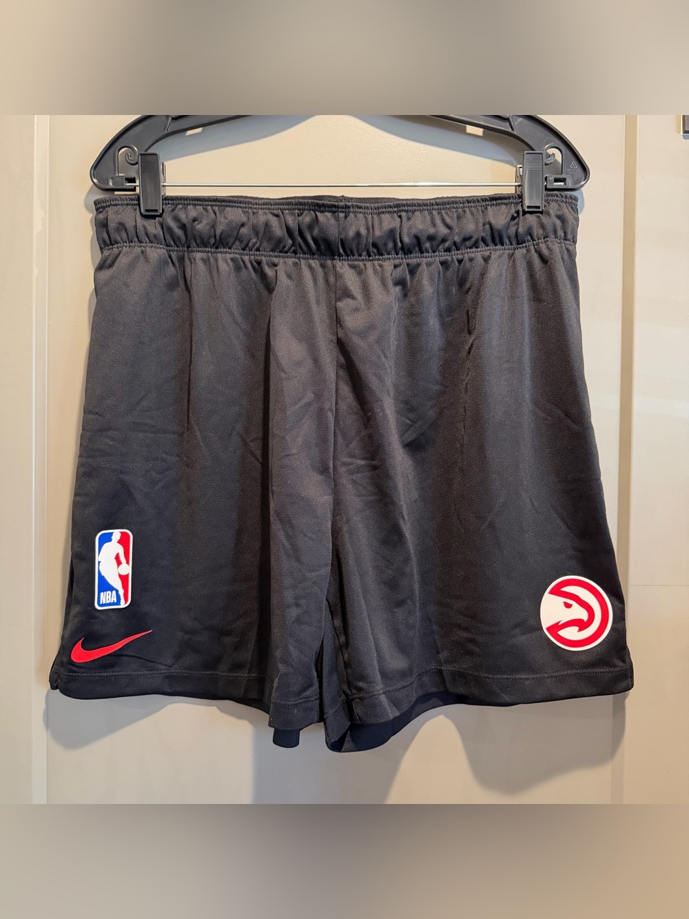NWOT Nike x Atlanta Hawks Women's Athletic Basketball Shorts 5” - Sz Large